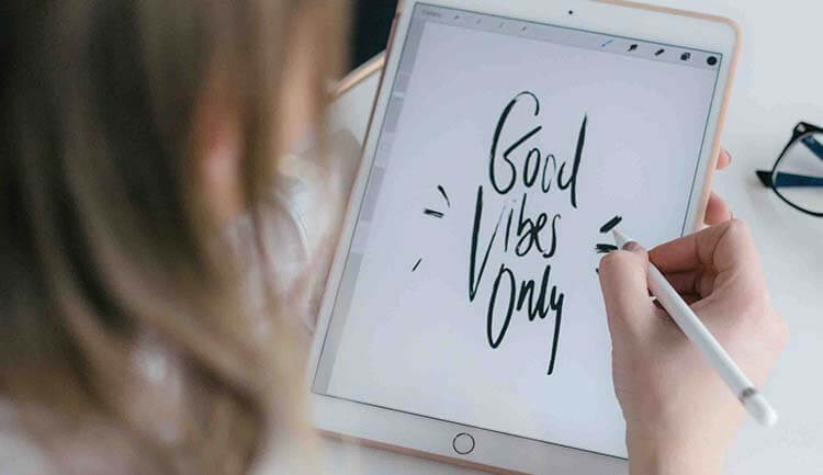 أفضل 5 تطبيقات الكتابة اليدوية لمستخدمي iPhone و iPad